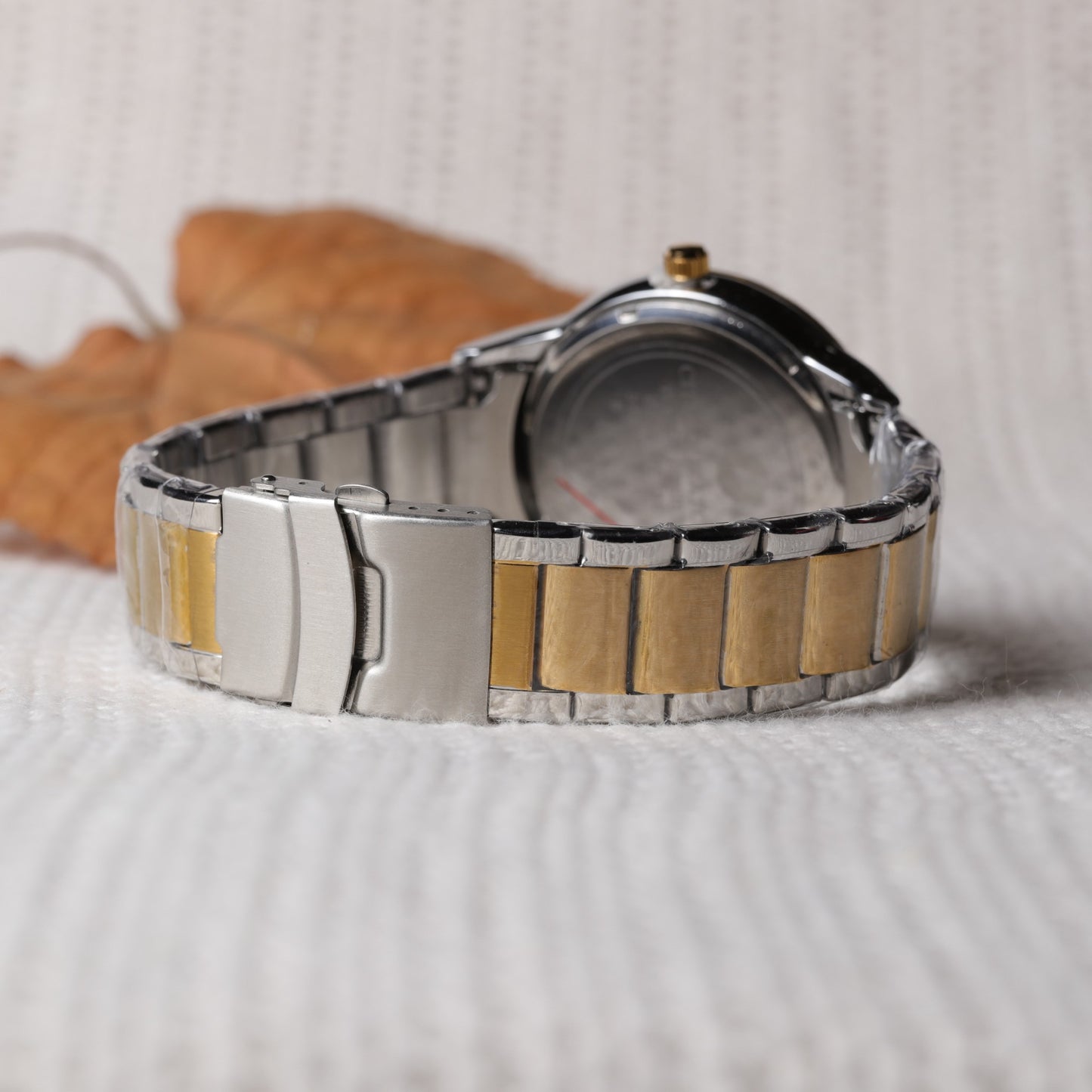 Lustre Gold