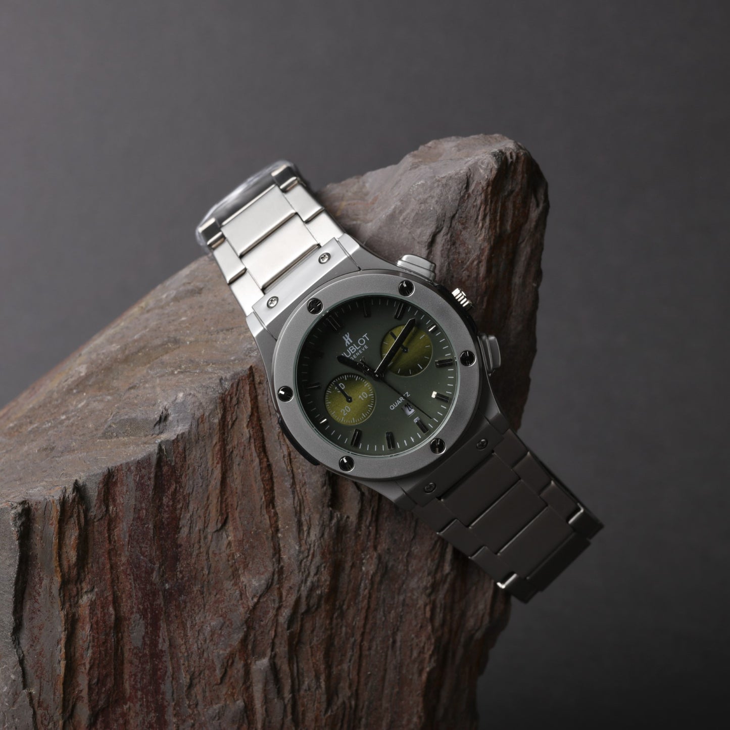 Majestic Elegance - Dull Green Dial